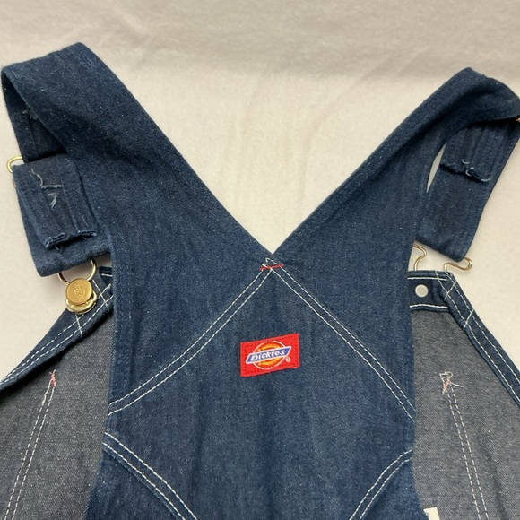 Dickies Dark Blue Denim bibs size 38x32 , 30 inch inseam brand new - Picture 2 of 9